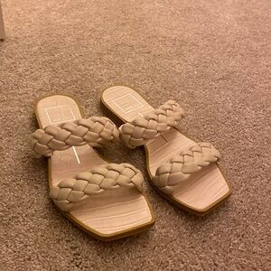 Cutest flats size 6.5